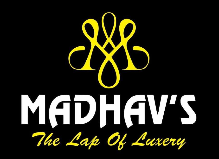 Hotel Madhav'S Lap Of Luxury Moradabad Exterior foto